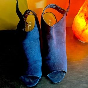 CL By Laundry heels size 8 1/2